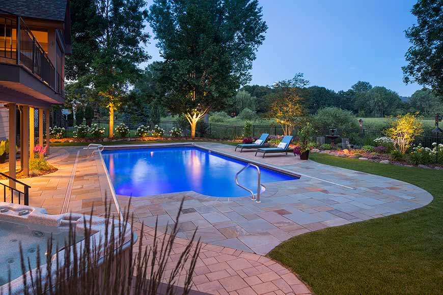 Backyard Swimming Pool Landscape with Bluestone and Concrete Paver Inlay