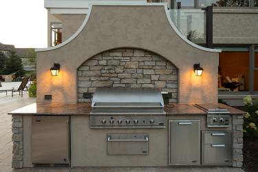 Outdoor Grill with Stone and Stucco in Minnesota