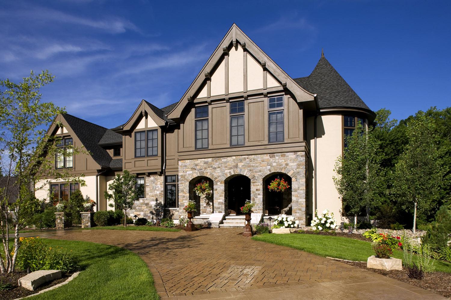 brick paver circle driveway front yard landscape with curb appeal