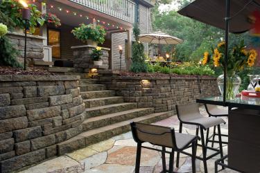 Modular Block Retaining Wall and Steps with Flagstone Patio