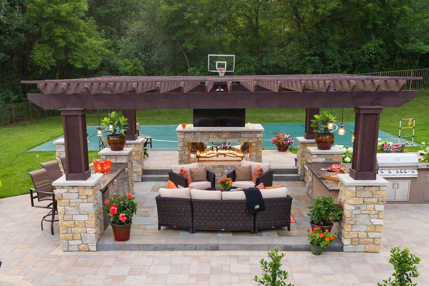 Stone Paver Fire Pits Fireplaces And Fire Tables In Minneapolis St Paul Southview Design
