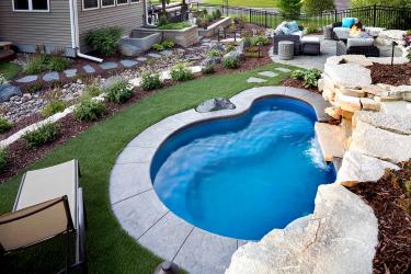  Inver grove heights backyard plunge pool and artificial grass