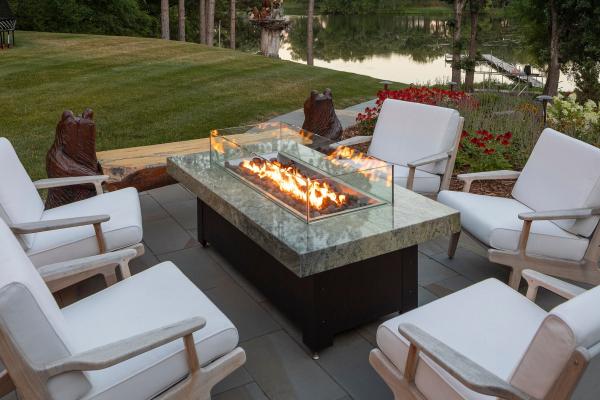 Custom gas fire table with safety glass